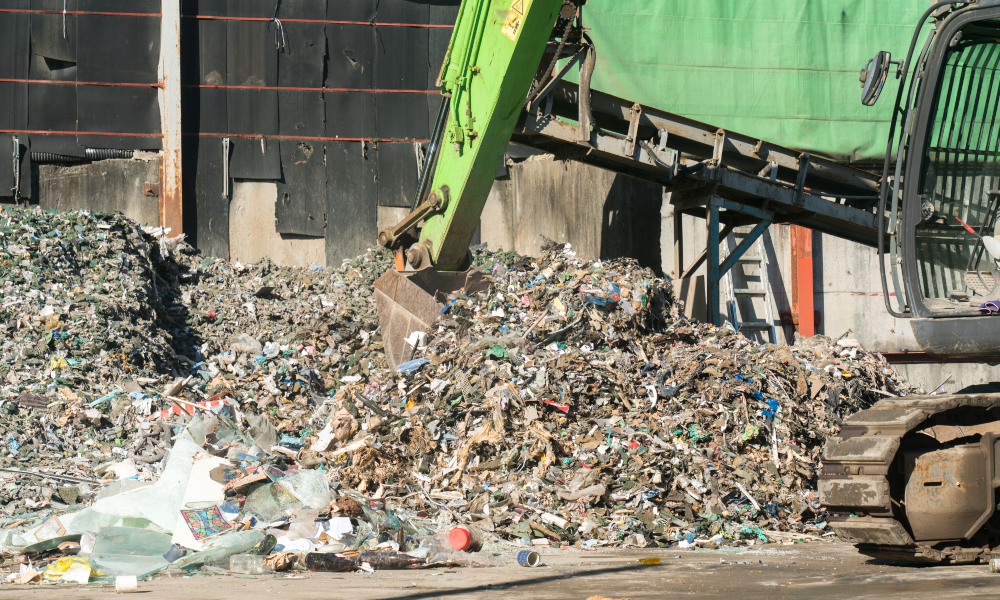 産業廃棄物「中間処理」とは？役割と最終処分との違い